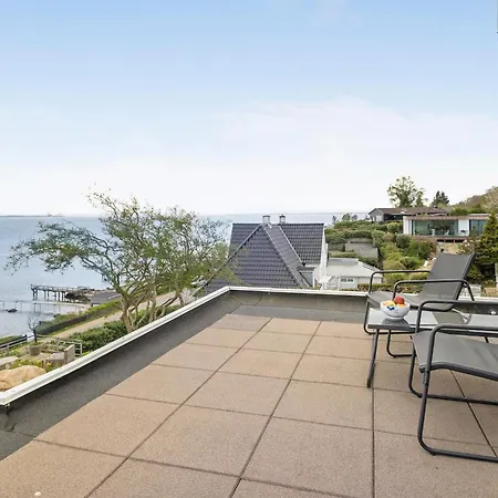 4 Bedroom Cozy In Holiday home Helsingor