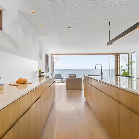 4 Bedroom Cozy In *